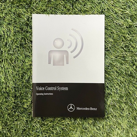 2016 Mercedes-Benz CLA Owners Manual (CLA45 AMG, CLA250 4MATIC) - Picture 4 of 11